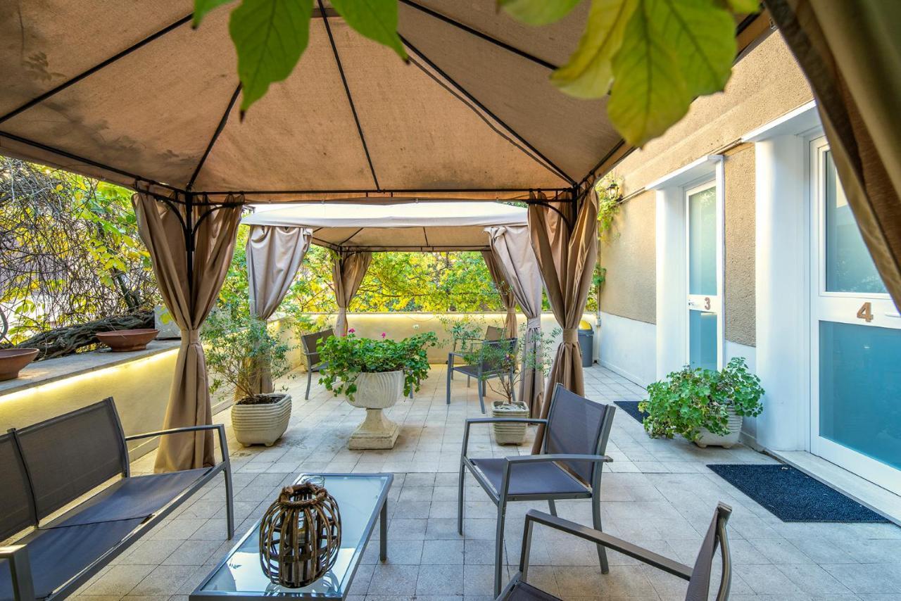 Affittacamere Garden House - Luxury - Overnight Only 2*