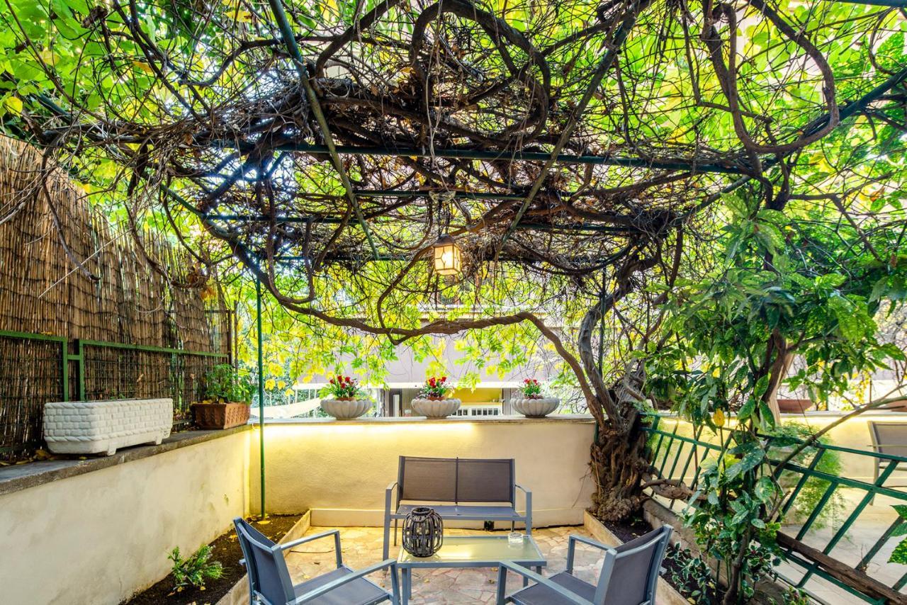 Garden House - Luxury - Overnight Only 2*